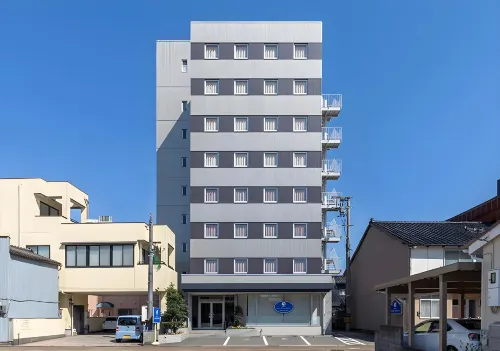 ホテルエアポート小松 - 3つ星