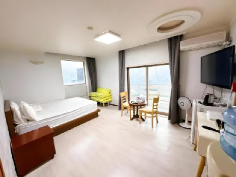 Ulsan Yeongnam Alps Sandia Oncheon Hoteles cerca de Templo Seongnamsa