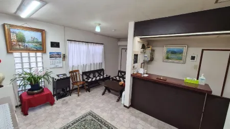 Nishiki Guest House Отели в г. Сидзёнавате