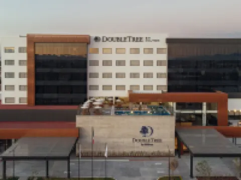 ダブルツリー バイ ヒルトン セラヤ セラヤのホテル