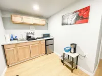 Tiny house No. 3 Charming 1-bedroom, Kitchen in fabulous Pinellas Park with AC