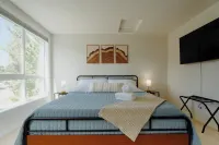 Haven at Greenbridge: Near SEA Airport & Downtown Seattle Hotels in White Center