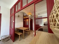 Cocon Coquelicot au Charme Indéniable Hotels near Shrine of Our Lady of Graces