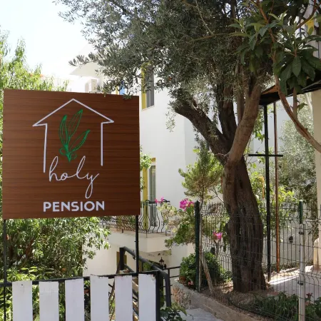 Holy Pansiyon