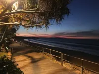 Dog Friendly! Stroll to Noosa Main Beach and Hastings St
