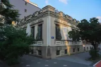 Karvi Hostel & Suites