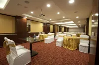 The Golden Plaza Hotel
