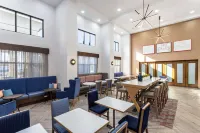 Hampton Inn & Suites Richmond Hotels in Richmond