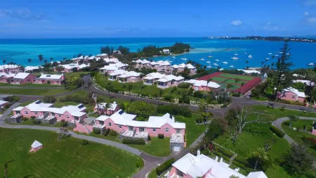 Cambridge Beaches Resort and Spa Отели в г. Сэндис