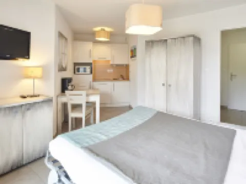 Résidence Vacances Bleues les Jardins d'Arvor Hotels in Finistere