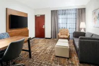 Embassy Suites by Hilton Huntsville - parking