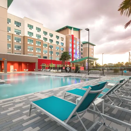 Holiday Inn Express & Suites ORLANDO AT SEAWORLD by IHG
