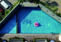 The 1O1 Jakarta Airport CBC - Rooftop Pools