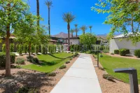 The Paloma Resort Hotels in Cathedral City