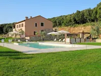 Luxury, Modern Apartment with Pool and Stunning Views - Pool