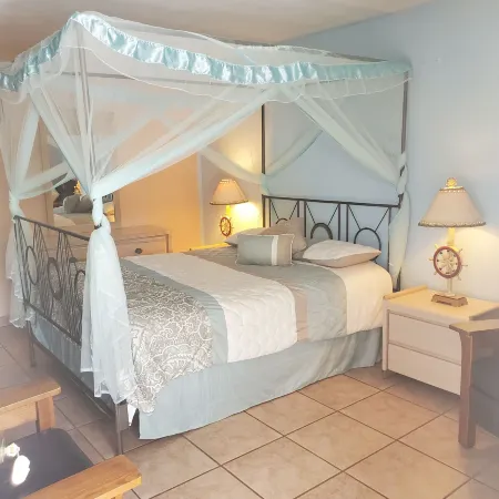 Conty's Motel