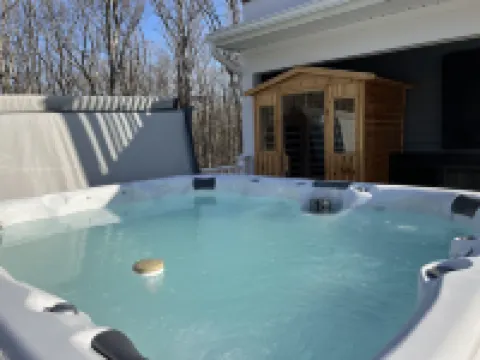 Four Seasons for Fun Hotels in Paupack Township