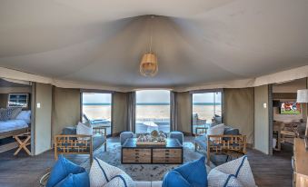 Kingfisher Retreat by Sharjah Collection