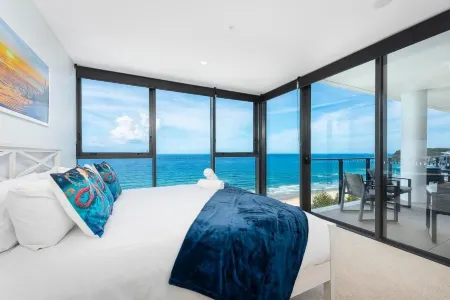 Luxury 3 Bedroom Ocean View Apartment