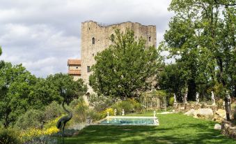 Tenuta Castel Dell'Aquila