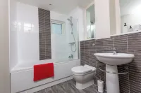 Meridian Bay Apartment Hotels in Mumbles