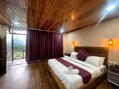 Whispering Pines Lachung Hotels in 