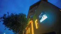 Hotel Sleep Turia music & art Hotel di La Eliana