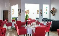 Avian Court Hotel - breakfast