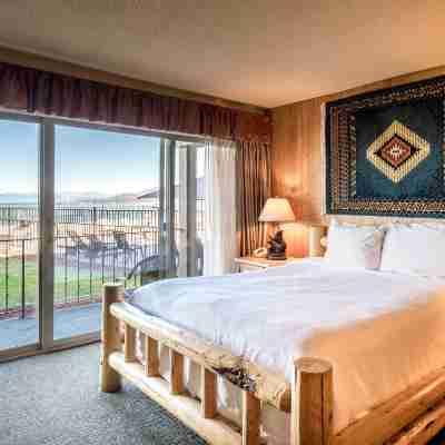 塔霍湖岸旅館及Spa Rooms