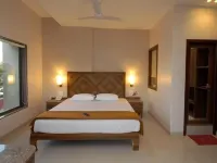 Sai Palace Budget Hotel โรงแรมในเชอร์ดิ
