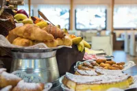 Hotel Colfosco - breakfast