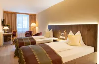 Hotel Residenz Passau Hotel dekat Residenzplatz