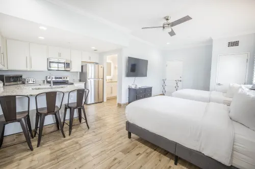Hotel Sol Hotels in Indian Shores