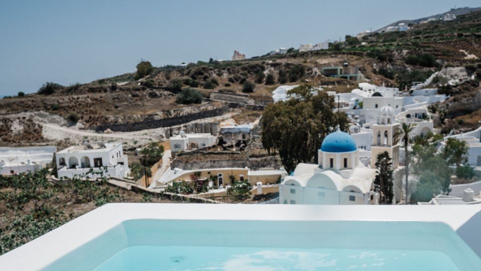 Amphitrite Suites Santorini