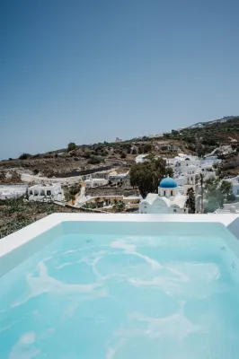 Amphitrite Suites Santorini - pemandangan pegunungan