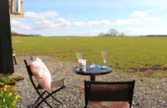 The Shearer's Hut, Sleeps 2, Wood Burner, Fire Pit