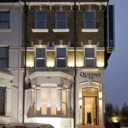 Queens Hotel Отели рядом с достопримечательностью «Хайбери»
