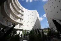 Parizs Garden Apartments Hotels in 