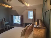 Hawthorn Hollow Hotels in Ballymoney