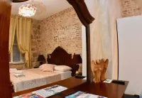Pietra Rossa Hotels in Split