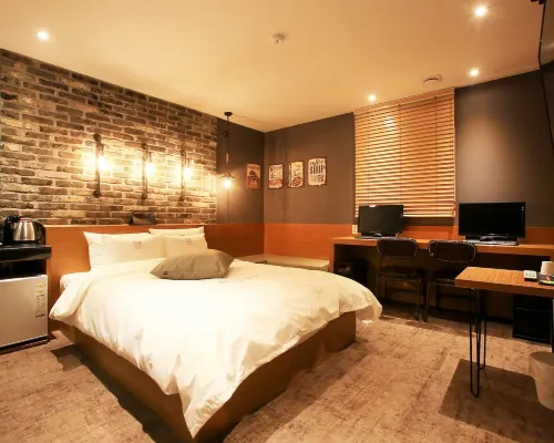 โรงแรม YAJA สถานีมหาวิทยาลัยผู้หญิง Sungshin โรงแรมใกล้ซาจิกดัน