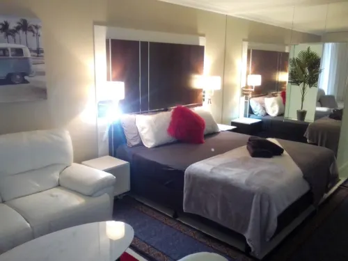Your Stay in Surfers