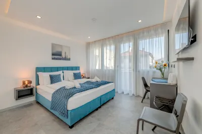 Lichia Amia Luxury Rooms Отели рядом с достопримечательностью «Пляж общественный "Бачвице"»