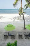 Bananas on the Beach - شاطئ