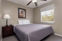 Eagle's Den Three Rivers Texas a Travelodge by Wyndham Hotels in Three Rivers