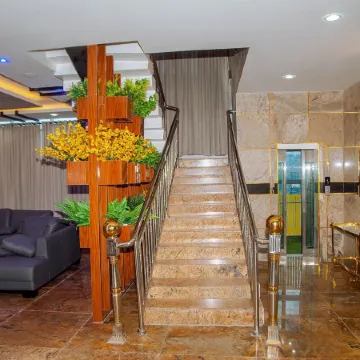 Ryan Hotel and Suites