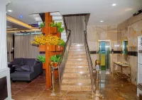 Ryan Hotel and Suites