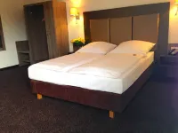 City Hotel Wiesbaden Отели рядом с достопримечательностью «Вестенд»
