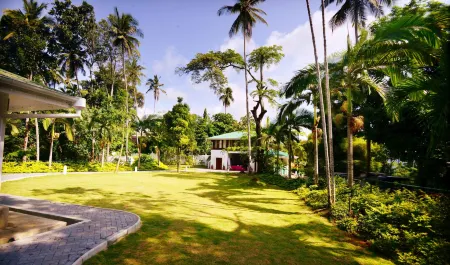 The Flame Tree Estate & Hotel