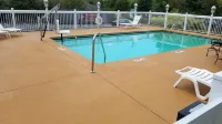 Country Inn & Suites by Radisson, Columbus, GA - Pools